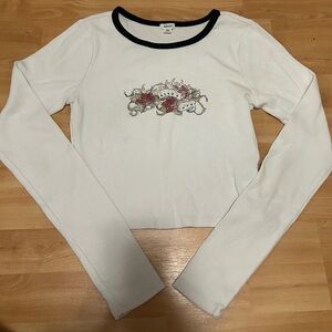 Garage White Ribbed Long-Sleeve Cropped Top with Black Trim - size S